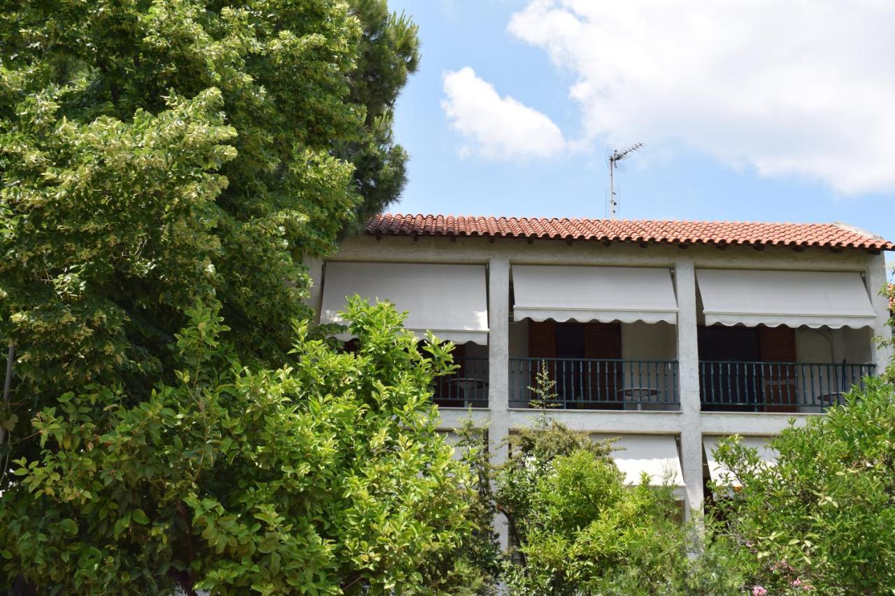 Alexander Aparthotel Pefkochori Exterior photo